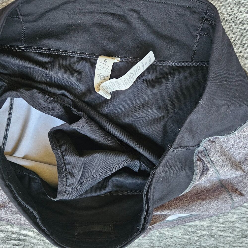 Lululemon Speed Up Low-Rise Lined Running Shorts Gray Size 6 2.5 Inch Inseam - Picture 3 of 10